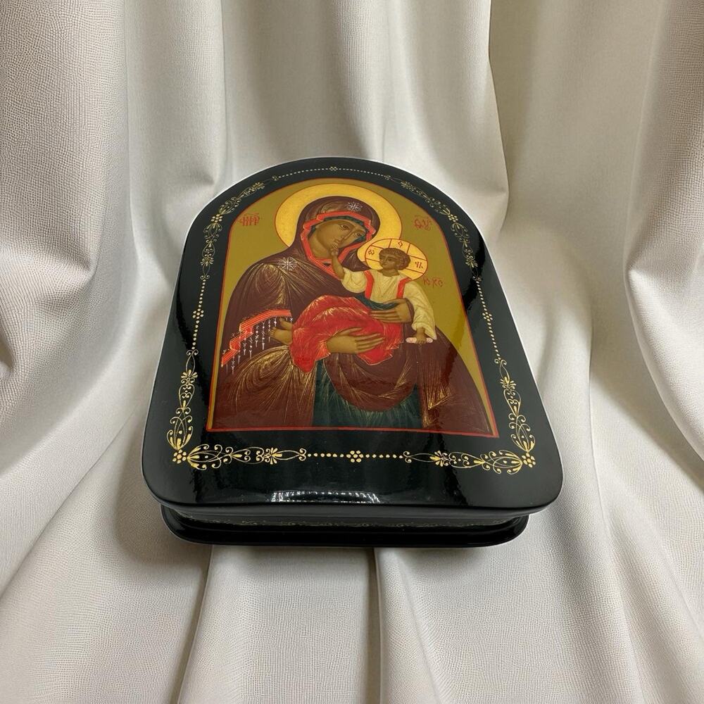 Russian Orthodox Icon Lacquer Box Fedoskino Lady of Vladimir (Madonna and Child)